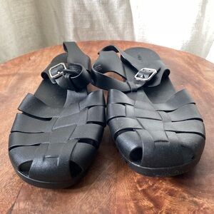 Strappy Jelly Sandals